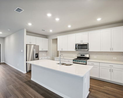 1353 Los Olmos Ln, Crandall