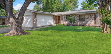 420 Melrose, Richardson