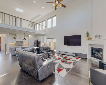 1205 Rushcroft Way, Forney