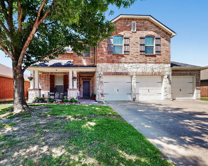 1019 Trickham Dr, Forney