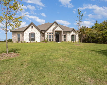 1236 Jungle Dr, Forney