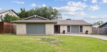 1616 Sara Ln, Richardson