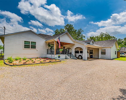 13924 County Road 236, Terrell