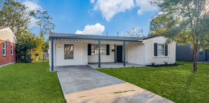 4718 San Marcus Dr, Mesquite
