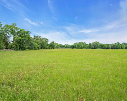 000 County Road 4106, Canton
