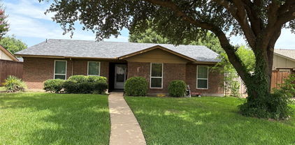 1518 Creekwood Ln, Mesquite