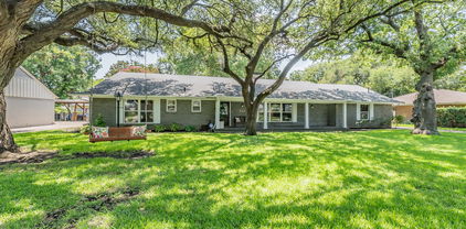 3008 Lavita Ln, Farmers Branch