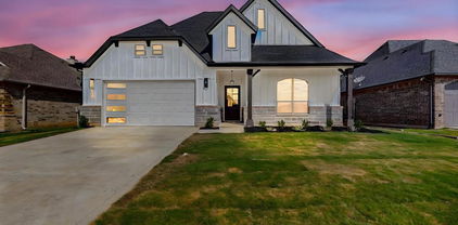 1822 Meadowview, Canton