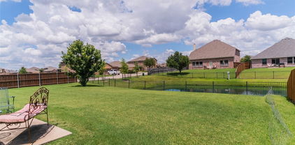 2055 Pin Oak Dr, Kaufman