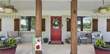205 Davis Rd, Combine