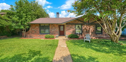 2929 Spring Brook Dr, Garland