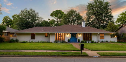 513 Mccoy Dr, Irving