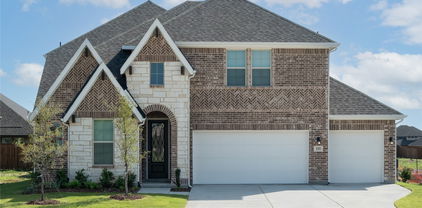 105 National Ct, Forney