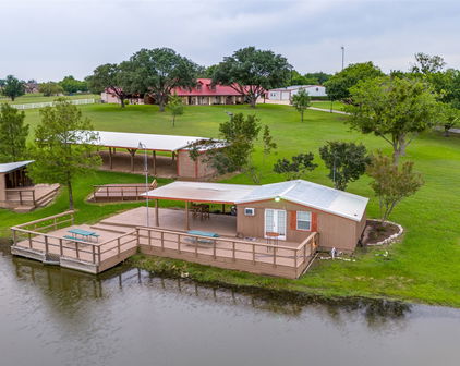 13914 Overlook Ln, Forney