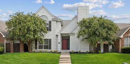 403 Red River Trl, Irving