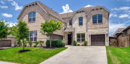 908 Hunters Creek Dr, Rockwall