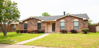 9001 Westfield Dr, Rowlett
