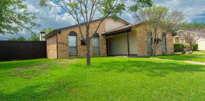 4505 Las Hadas, Mesquite