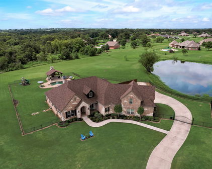 3132 Greenwood Cir, Kaufman