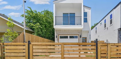 2721 Peabody Ave, Dallas