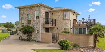 299 Harborview Dr, Rockwall