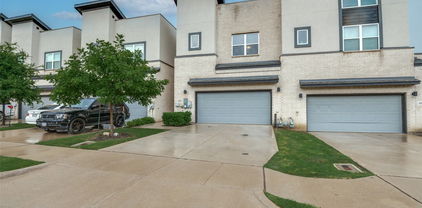 4354 Hebron St, Irving