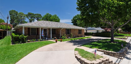 909 W Grauwyler Rd, Irving