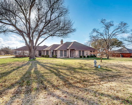 15526 Brookhollow Cir, Forney