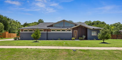 2348 Mystic Shore Dr, Cedar Hill