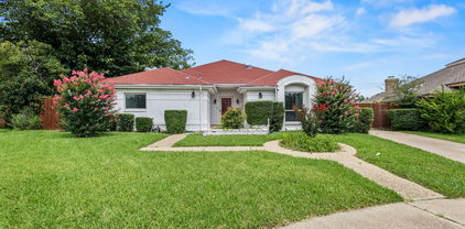 4017 Timberidge Dr, Irving