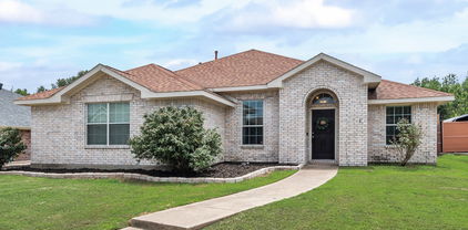 110 Redwood, Terrell