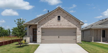 2244 Walden Pond Blvd, Forney