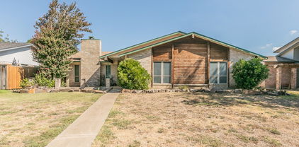 410 Bedford Dr, Richardson