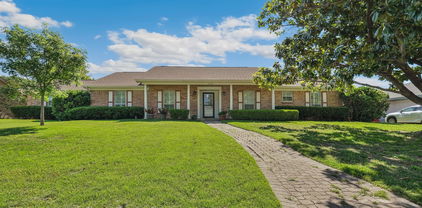 14320 Tanglewood Dr, Farmers Branch