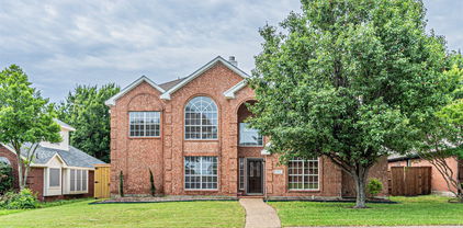 9114 Woodlake Dr, Rowlett