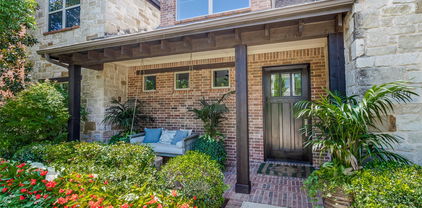 6820 Southridge Dr, Dallas