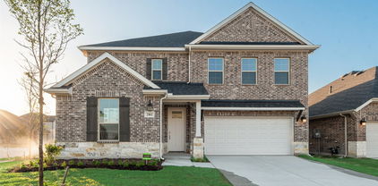 2903 Hanscom St, Forney