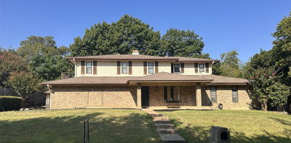 1705 Northtown Dr, Grand Prairie