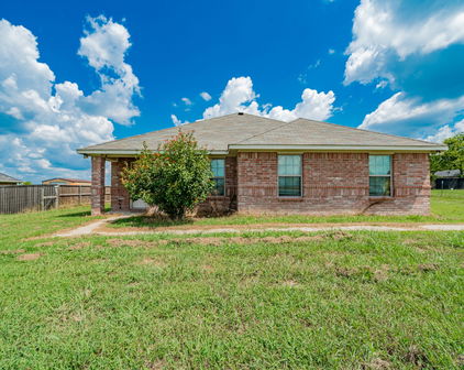 16028 County Road 355, Terrell