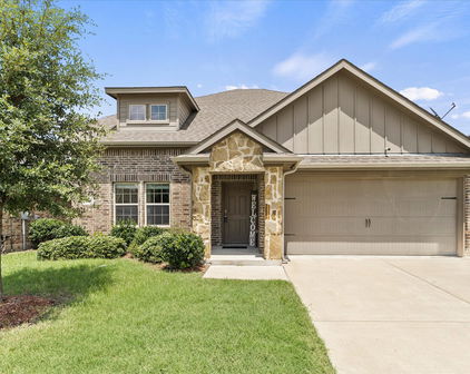 2430 Monty St, Forney