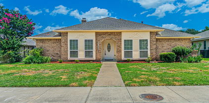 2435 Old Mill Rd, Dallas