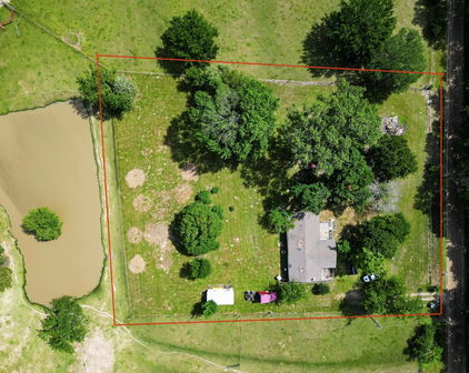 8993 County Road 312, Terrell