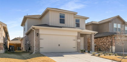 1209 Nursery Dr, Forney