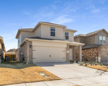 1209 Nursery Dr, Forney