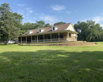 5304 Cedar Creek Dr, Kemp