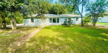 801 N Hwy 34, Kaufman