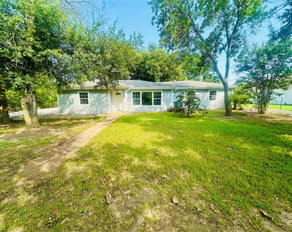 801 N Hwy 34, Kaufman