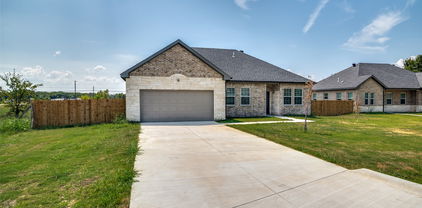 705 Lakeland Dr, West Tawakoni