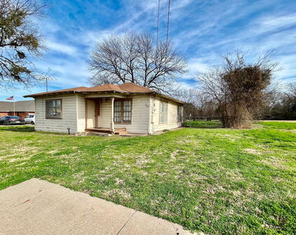 516 Pinson Rd, Forney