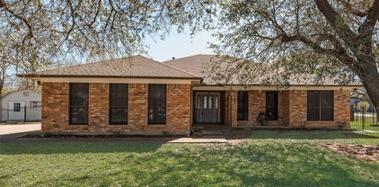 100 Juanita Ave, Wills Point
